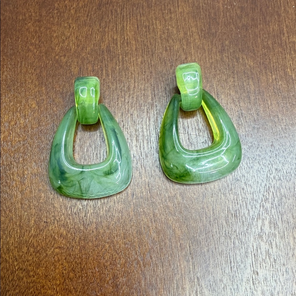 Green geometric Earrings